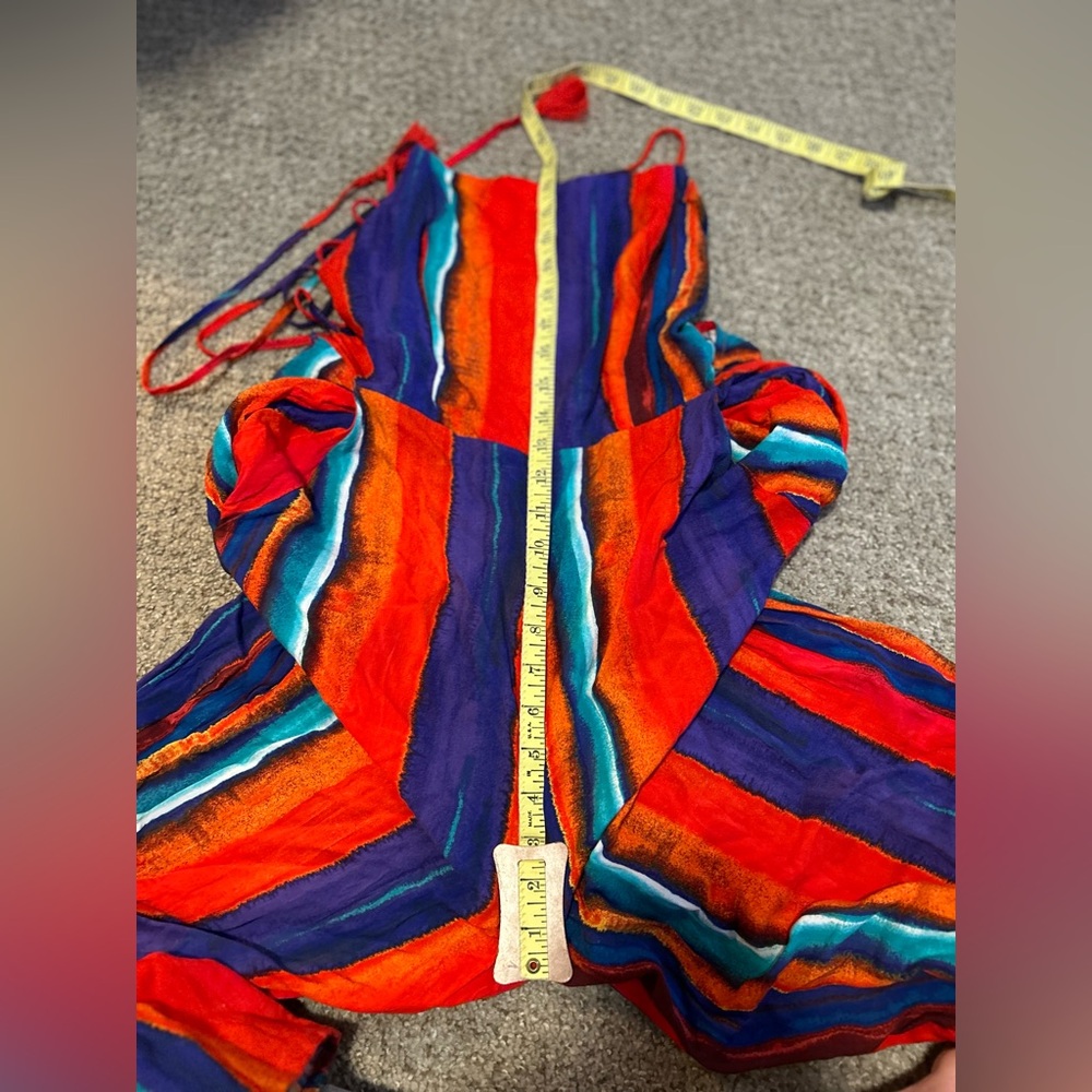Backless jumpsuit - Picture 2 of 11